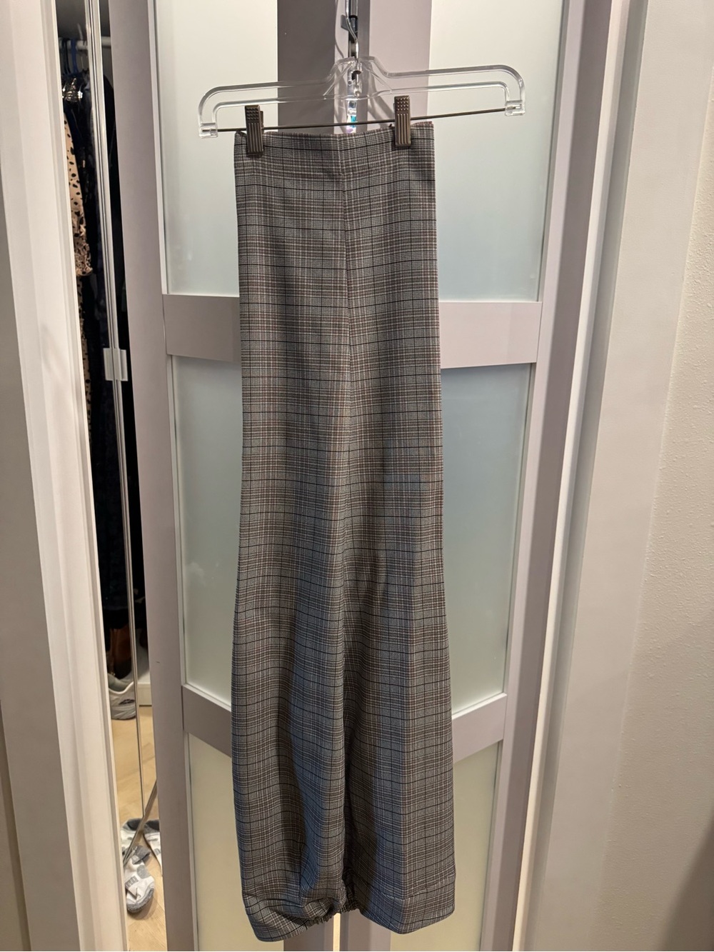 Kasper Plaid Wide-Leg Trousers in Gray and Black